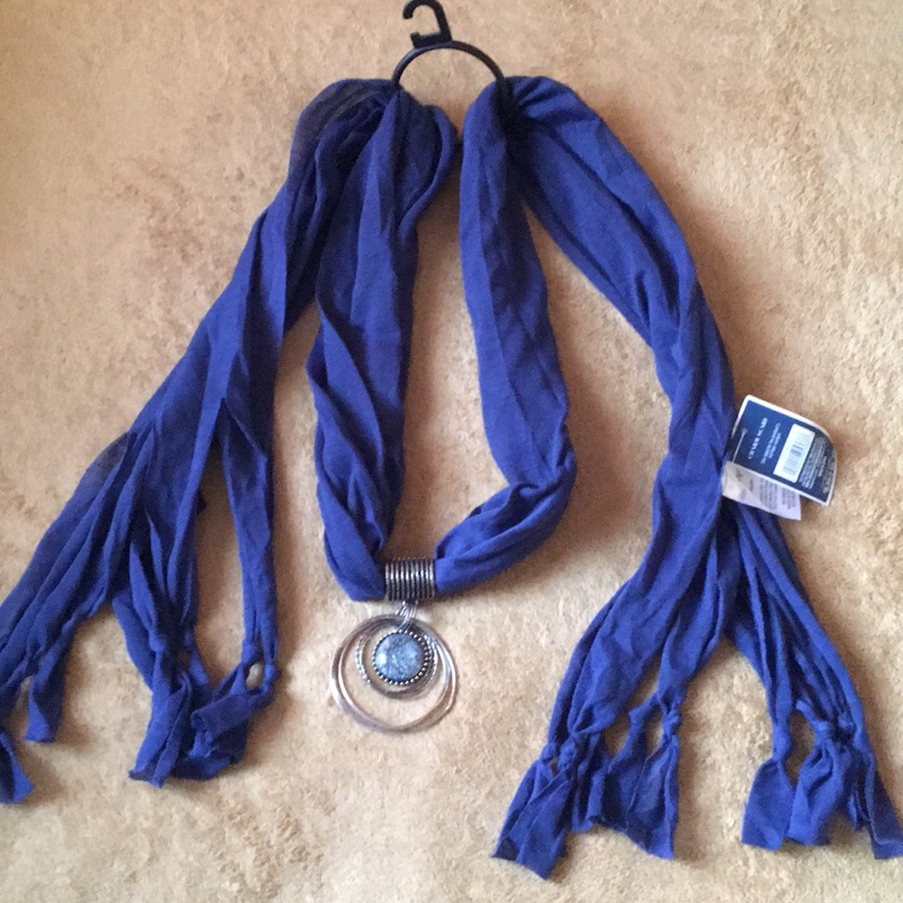 West Loop Blue Charm scarf New with tag